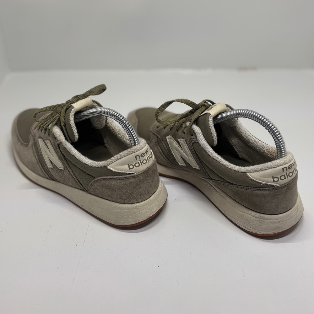 New Balance 420 Sneakers Men’s 8.5 Olive Green Suede Mesh Casual Retro Shoes - Picture 5 of 13
